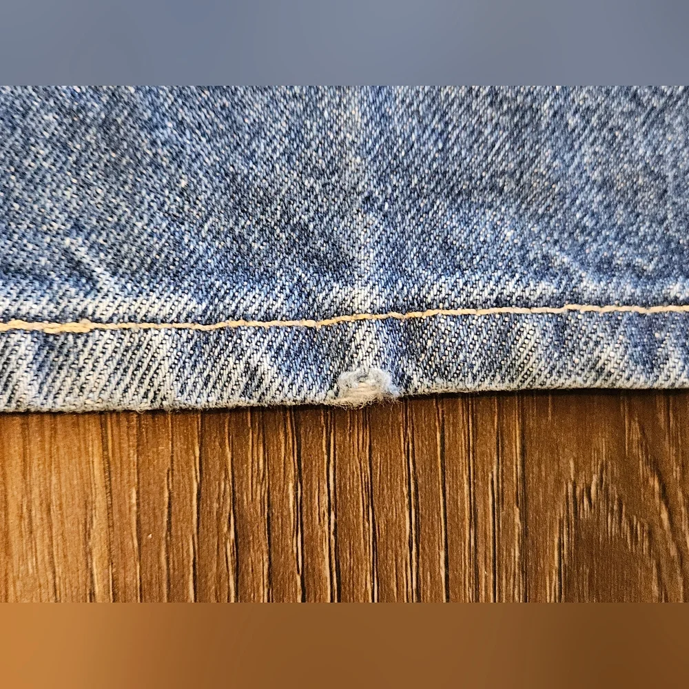 Men's Lee Blue Jeans Regular Fit 36 x 30 100% Cotton  *Have Damage* - Picture 4 of 16